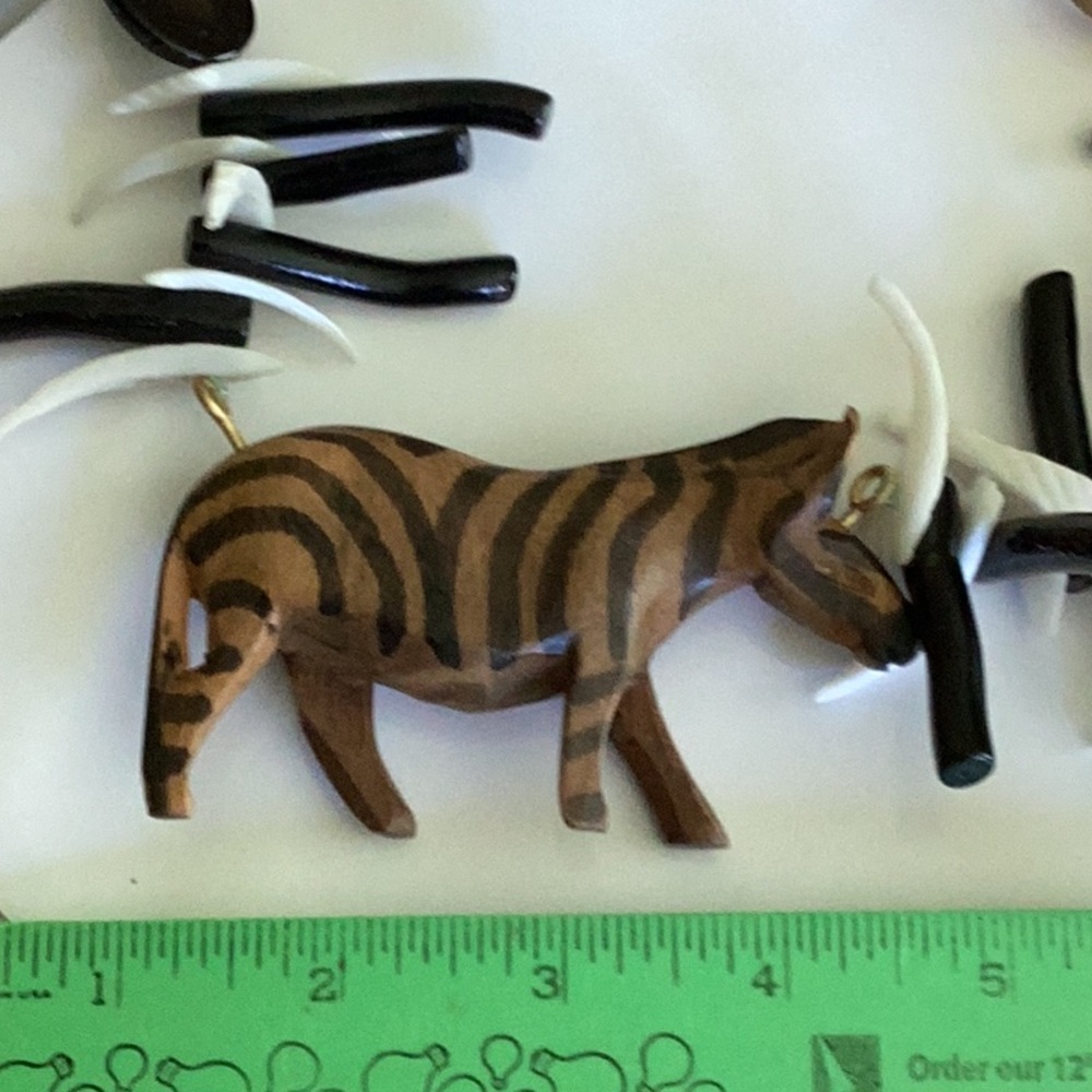 π¦ VINTAGE ZEBRA NECKLACE KENYA AFRICA HAND CRAFTED π¦ 27β - Picture 2 of 15